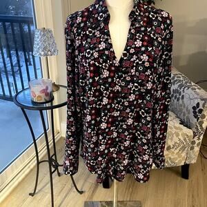 Express Floral Button Down V-Neck The Portofino Shirt Sz L
